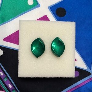 3/$15 Vintage 80s Lightweight Geometric Green Shimmery Sparkle Post Earrings